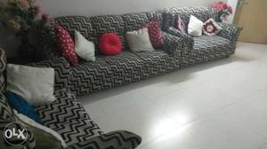 7 seater sofa for immediate sale