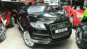 Black metallic color Audi Q7 Ride-on Toy Car for kids upto 7