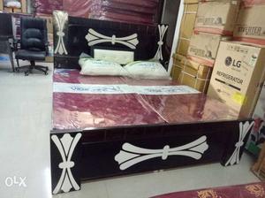 Double bed (size 6*6) new bed my showroom