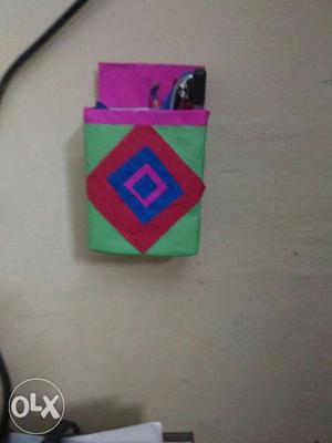 Green And Pink Box