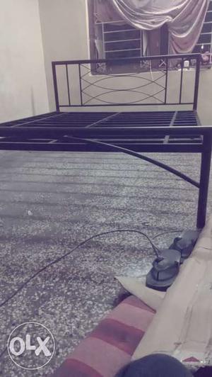 New 3 months old metal double bed 6×5 for sale..