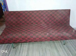 Red-and-black Sofa Bed