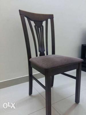 Set of 4 dining chairs for sale. 5 yrs old and