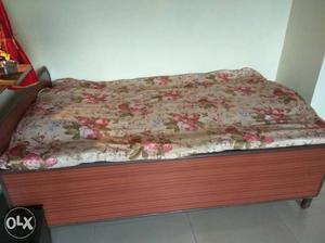 Single BED BOX 6FT. X 4FT.