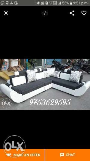 White And Black Leather Corner Sofa Screenshot