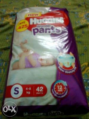 2 pack huggies small size only 675/-