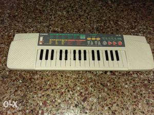 Casio piano in mint and working condition