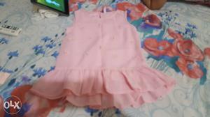 Girls pink top (4-5years)