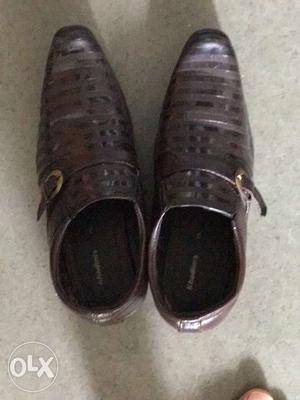 Khadims kids shoe.worn twice.can be used for kids