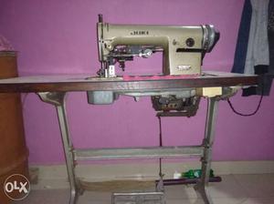 Peticot less machine in good condition