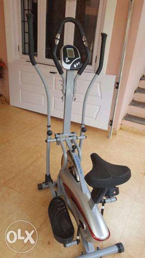 Sale Cross trainer hardly used Rs.