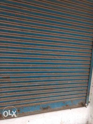 Shop shutter on sale at 50 per kg