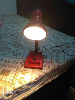 Sparingly used table lamp in perfect working