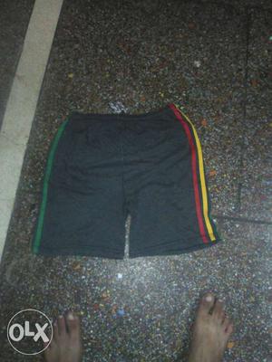 This is a cotton Capri fits for 10 years old boy