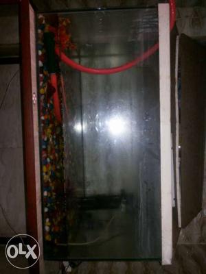 Fish tank with marbals and moter and also the cap