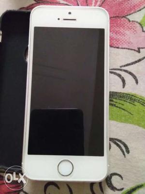 Iphone5s 16gb silver with very gud condition 100%
