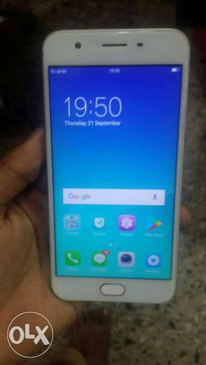 Its a OppO A57 cAmeRa PhOne SeLfiee ExpErt WitH