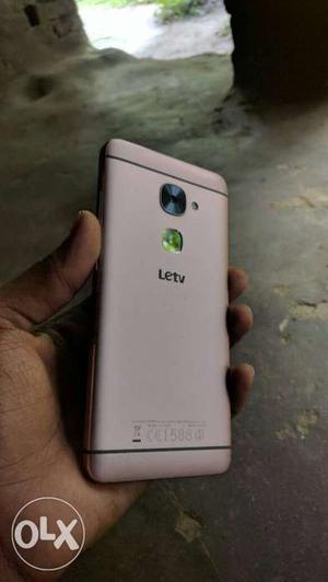 Letv le2 totally new with all. exchange available