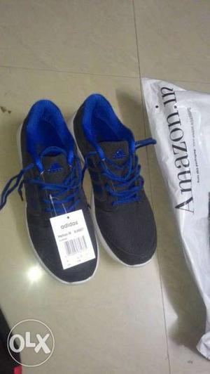 Adidas brand new Black-blue-and-white Running Shoes
