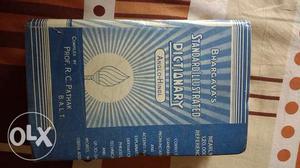 Bhargavas Standard Illustrated Dictionary Anglo-Hindi and