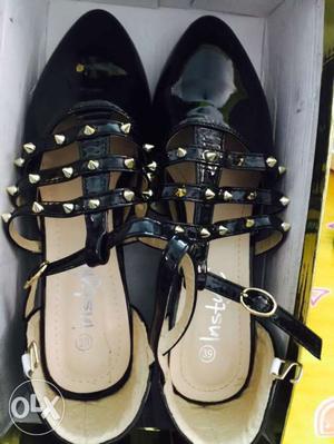 Black Leather Almond-toe High Heels size 39
