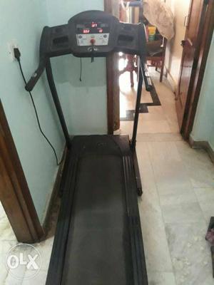 Black Manual Treadmill