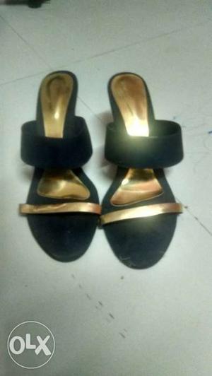 Black-and-Golden Open-toe Heeled Sandals