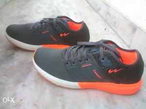 Black-and-orange Low-top Sneakers