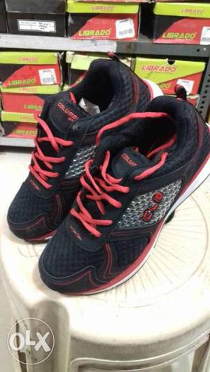 Black-and-red Low-top Sneakers 6 7 size available MRP 