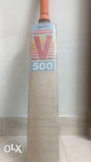 Brand new light weight Cricket bat