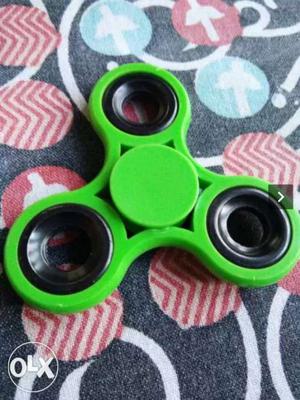 Green fidget spinner