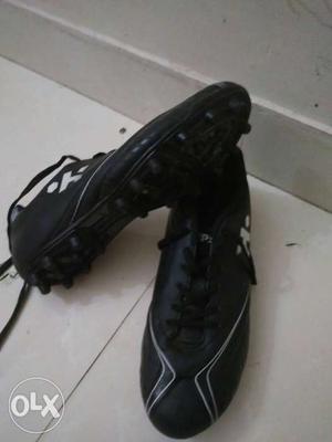 Kipsta black football shoes