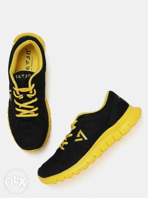 SEVEN by MS Dhoni Men Black Rector Training Shoes (size 7)