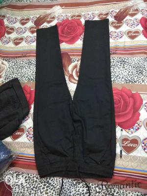 Size  dont msg to bargain, imported trouser
