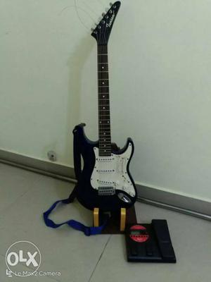 Tansen Electric Guitar, perfect new condition,