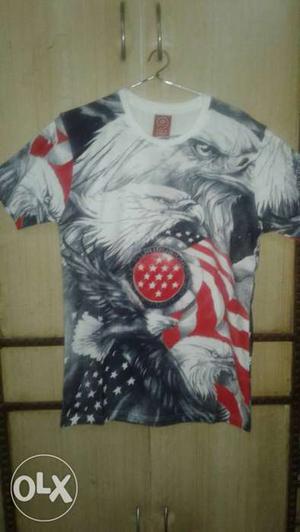 White, Red, And Black Eagle Print Crew-neck T-shirt