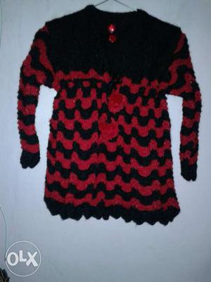 Women's Black And Red Sweater