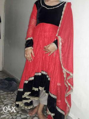 Women's Black-and-red Sari Traditional Dress