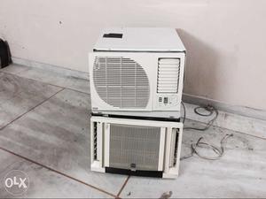 2 Window AC,excellent running conditiion along