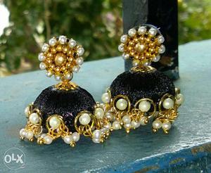Black-and-brown Threaded Jhumka Earrings