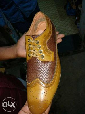 Brand new mens leather brown shoes for sale
