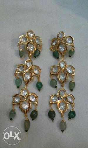 Earrings with good quality.