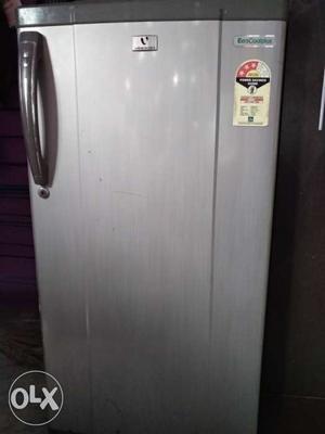 Excellent condition fridge for sale