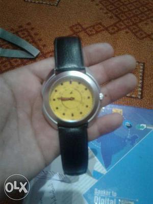 Fastrack watch in good condition (un touch)