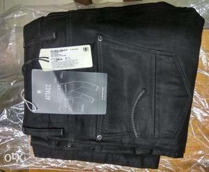Imported & Brand New - G-Star Attacc Raw Jeans (34)