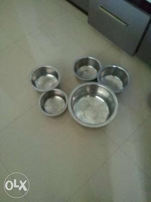 It is 6 stainless steel patile from 2 to 10