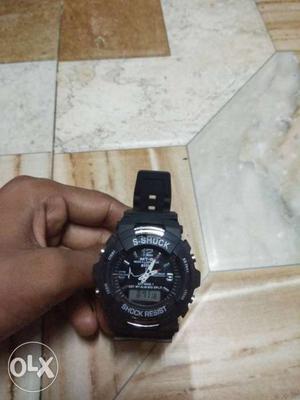 New s shock watch