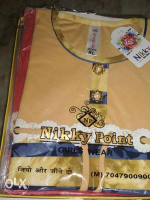 Nikky Point Shirt In Plastic Pack