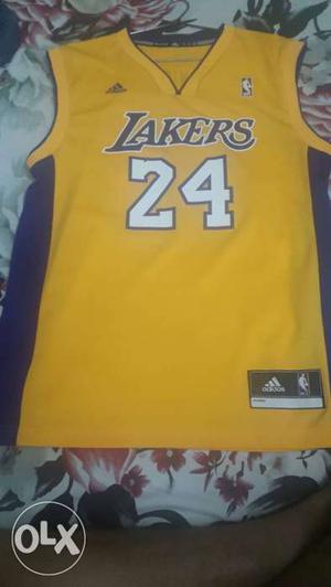 Orignal adidas lakers jersey out for sale. size