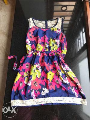 Pack of 3: New boutique dresses and tops